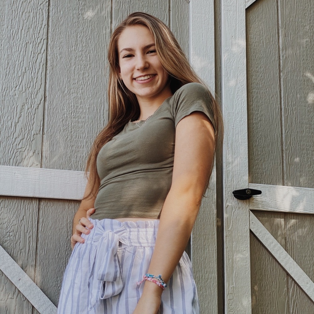 Meet your Posher, Dani